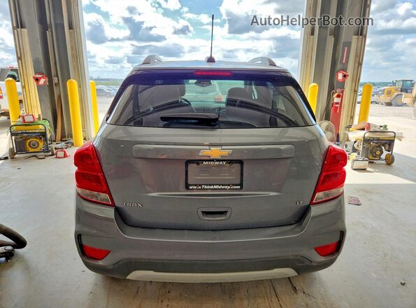 KL7CJLSB1KB902638 2019 CHEVROLET TRAX Silver Widok z tyłu