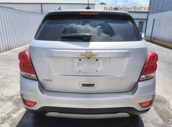 KL7CJLSB1MB330182 2021 CHEVROLET TRAX Серебряный Панорамный вид салона 360°