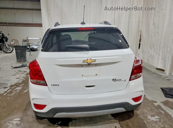KL7CJLSB2KB913597 2019 CHEVROLET TRAX White Rear view
