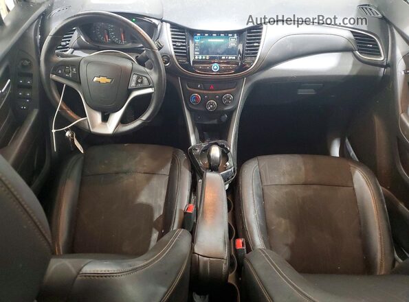 KL7CJLSB2KB913597 2019 CHEVROLET TRAX White Dashboard view