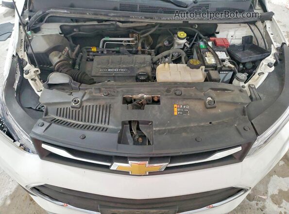 KL7CJLSB2KB913597 2019 CHEVROLET TRAX White Engine compartment view