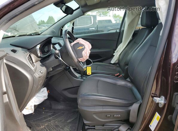 KL7CJLSB2LB348124 2020 CHEVROLET TRAX Maroon Front interior view