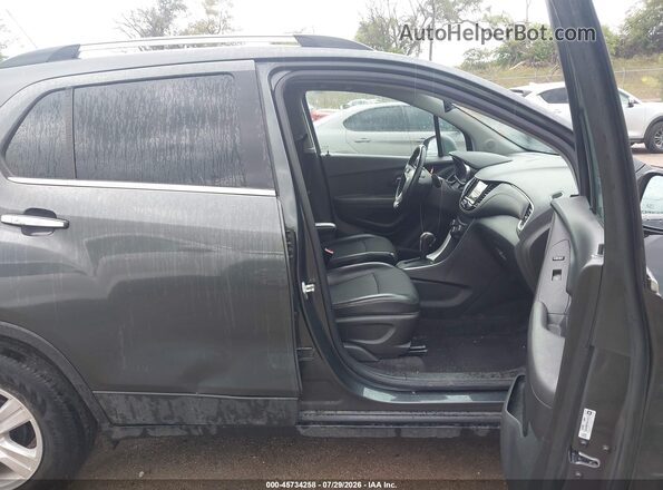 KL7CJLSB3JB648185 2018 CHEVROLET TRAX Black Front interior view