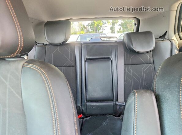 KL7CJLSB4JB618046 2018 CHEVROLET TRAX Gray Вид задніх сидінь