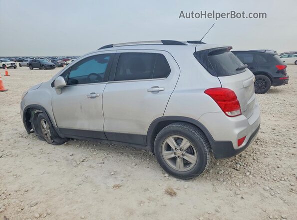 KL7CJLSB5JB678465 2018 CHEVROLET TRAX Silver Tył lewy