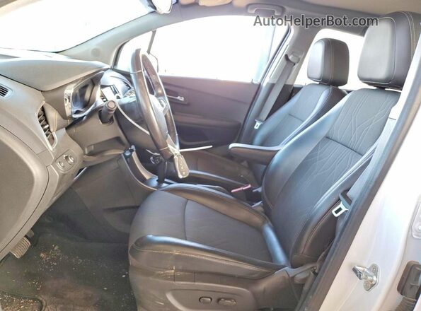 KL7CJLSB5KB849605 2019 CHEVROLET TRAX White Սալոնի դիմացի տեսք