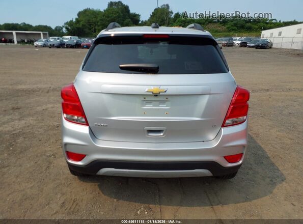 KL7CJLSB6JB703907 2018 CHEVROLET TRAX Silver 
