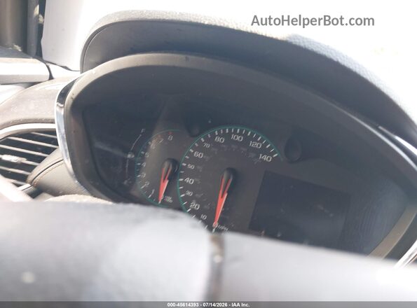 KL7CJLSB7JB647184 2018 CHEVROLET TRAX Gray Вид задніх сидінь