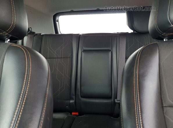 KL7CJLSB7KB740224 2019 CHEVROLET TRAX Silver უკანა სავარძლების ხედი