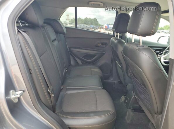 KL7CJLSB8KB928296 2019 CHEVROLET TRAX Gray Widok tylnych siedzeń