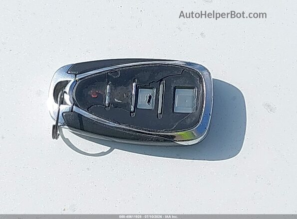 KL7CJLSB9JB710916 2018 CHEVROLET TRAX Gray Widok deski rozdzielczej