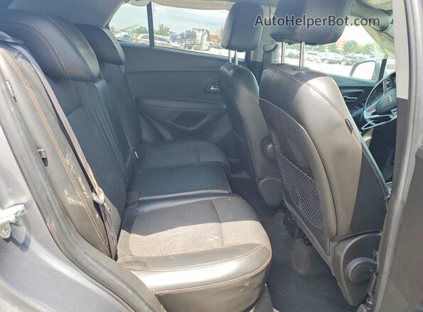KL7CJLSB9KB803615 2019 CHEVROLET TRAX Gray Widok wnętrza z tyłu