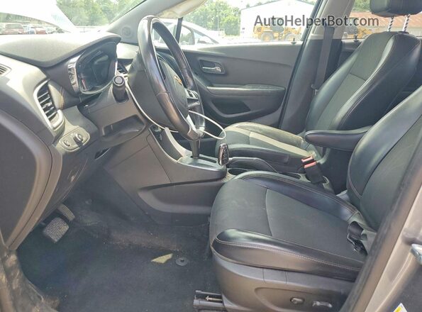 KL7CJLSB9KB803615 2019 CHEVROLET TRAX Gray Widok wnętrza z przodu