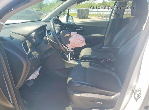 KL7CJLSBXHB259201 2017 CHEVROLET TRAX White Vista interior delantera