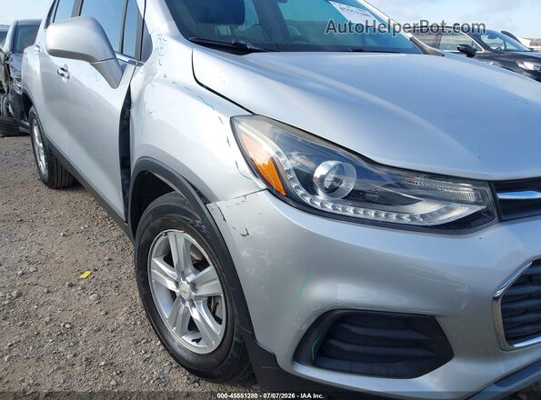 KL7CJLSBXKB892126 2019 CHEVROLET TRAX Silver Vista frontal