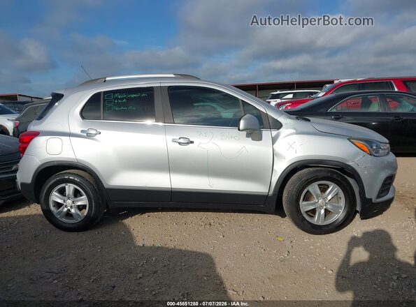 KL7CJLSBXKB892126 2019 CHEVROLET TRAX Silver Vista interior trasera