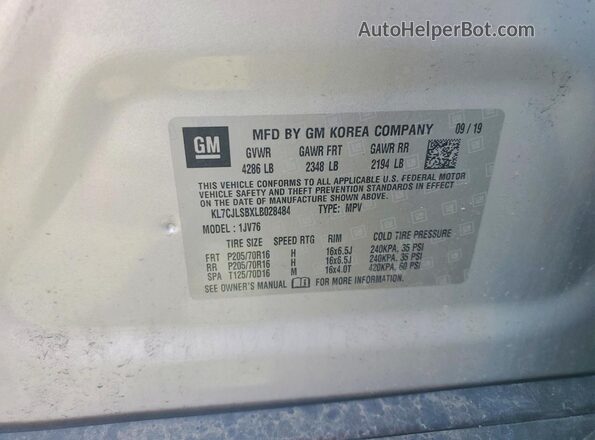KL7CJLSBXLB028484 2020 CHEVROLET TRAX Silver VIN კოდის სტიკერის ხედი