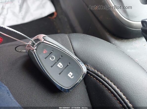 KL7CJLSM3NB569364 2022 CHEVROLET TRAX Красный Вид панели приборов
