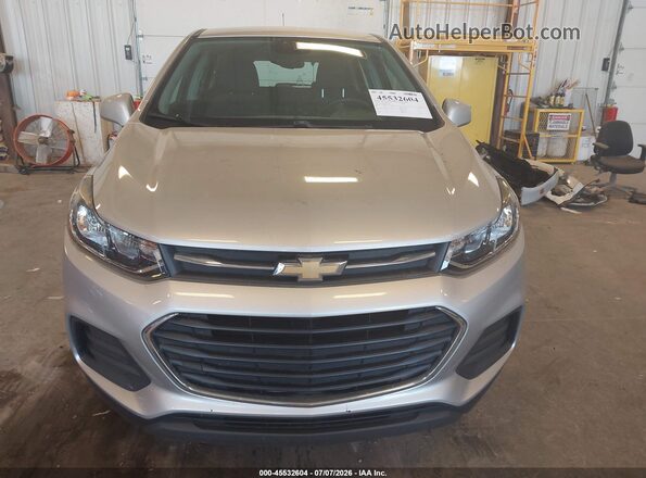 KL7CJNSB0JB550680 2018 CHEVROLET TRAX Silver ხელსაწყოთა პანელის ხედი