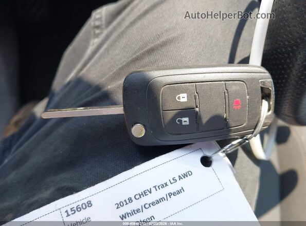 KL7CJNSB1JB697901 2018 CHEVROLET TRAX White Dashboard view