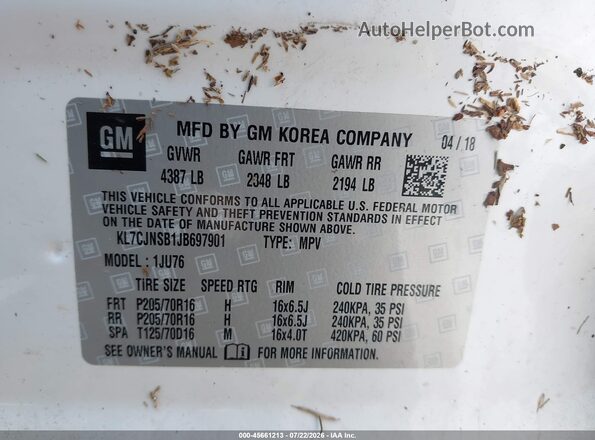 KL7CJNSB1JB697901 2018 CHEVROLET TRAX White Engine compartment view