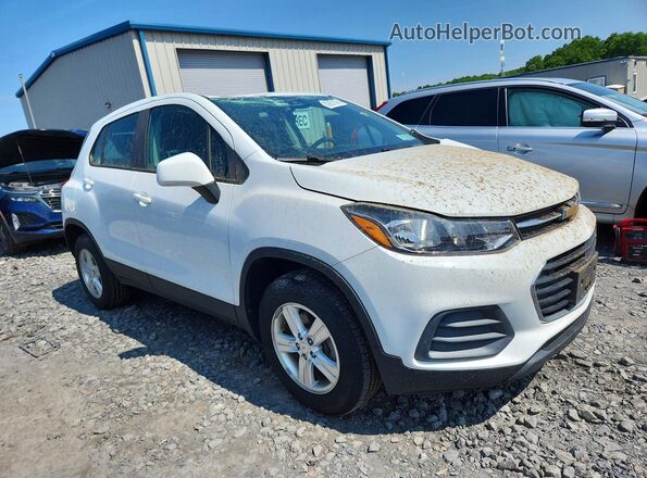 KL7CJNSB2JB695039 2018 CHEVROLET TRAX White Przód prawy