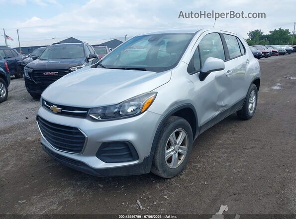 KL7CJNSB3JB558384 2018 CHEVROLET TRAX Silver Front left