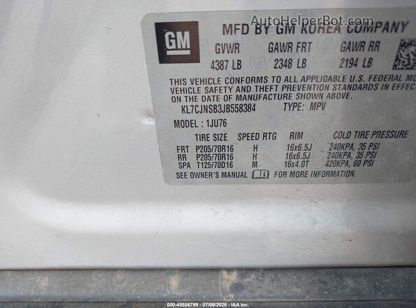 KL7CJNSB3JB558384 2018 CHEVROLET TRAX Silver Engine compartment view