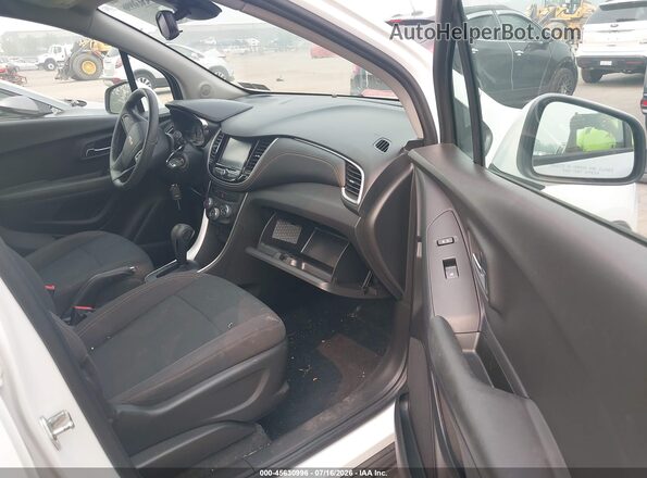 KL7CJNSB7HB250855 2017 CHEVROLET TRAX White Vista interior delantera