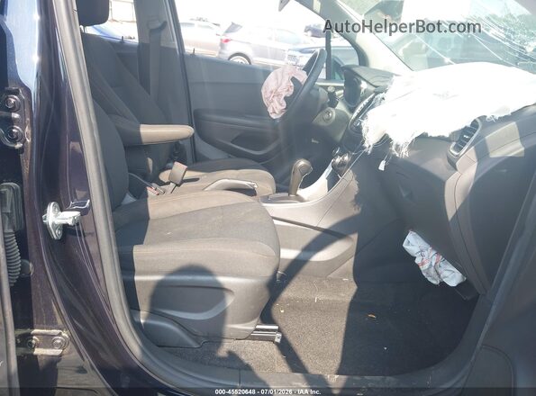 KL7CJNSB7MB356247 2021 CHEVROLET TRAX Black Вид салону спереду
