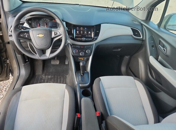 KL7CJNSM3NB517261 2022 CHEVROLET TRAX Brown Առջևի վահանակի տեսք