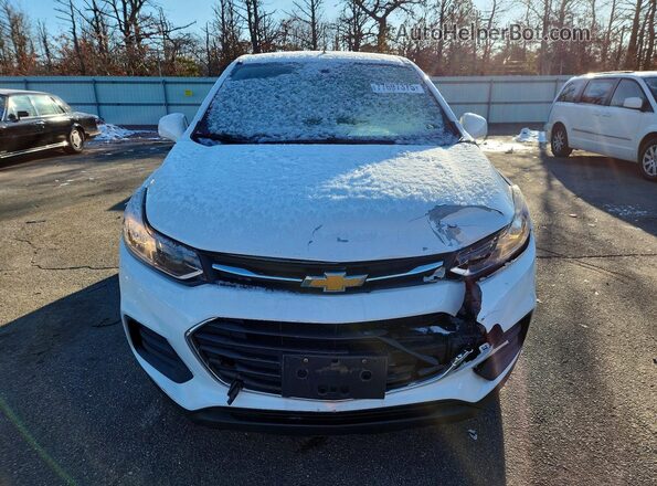 KL7CJNSM4MB360645 2021 CHEVROLET TRAX White Widok z przodu
