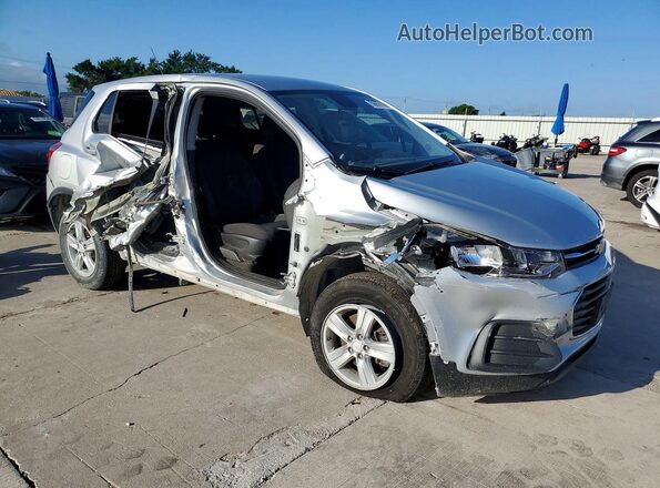 KL7CJNSM5NB552075 2022 CHEVROLET TRAX Silver Delantero derecho