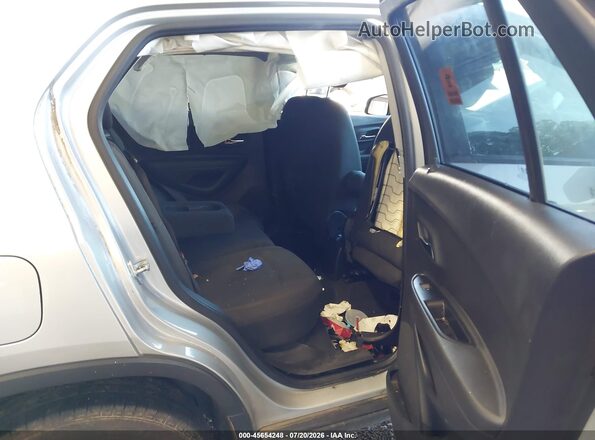 KL7CJNSM9NB542908 2022 CHEVROLET TRAX Gray Widok naklejki z numerem VIN