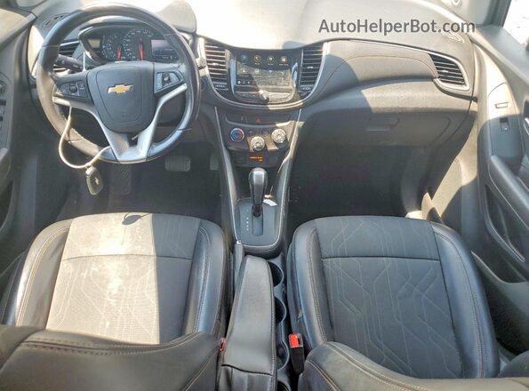 KL7CJPSB0KB922564 2019 CHEVROLET TRAX Silver Widok deski rozdzielczej