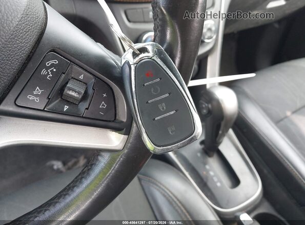 KL7CJPSB0LB025262 2020 CHEVROLET TRAX White Vista del salpicadero