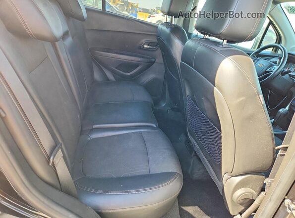 KL7CJPSB1KB876890 2019 CHEVROLET TRAX Black Rear interior view