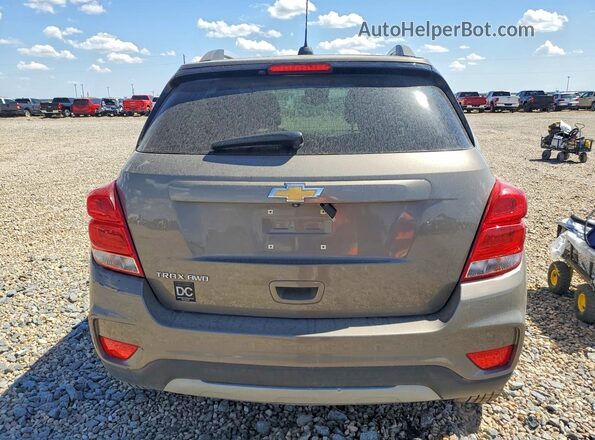 KL7CJPSB1MB352643 2021 CHEVROLET TRAX Tan უკანა ხედი