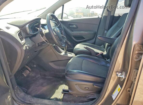 KL7CJPSB1MB352643 2021 CHEVROLET TRAX Tan წინა სალონის ხედი