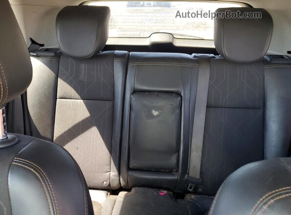 KL7CJPSB1MB352643 2021 CHEVROLET TRAX Tan უკანა სავარძლების ხედი