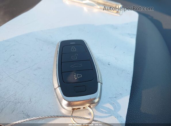 KL7CJPSB2JB604007 2018 CHEVROLET TRAX Gray Առջևի վահանակի տեսք