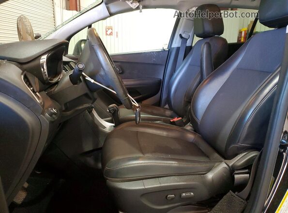 KL7CJPSB2KB774336 2019 CHEVROLET TRAX Черный Вид салона спереди