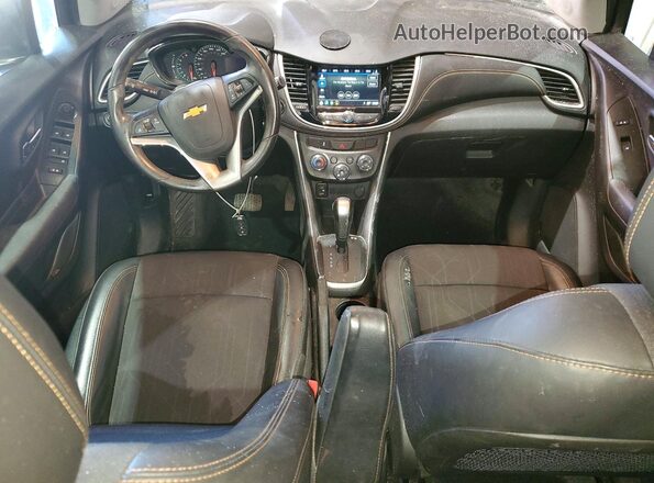 KL7CJPSB2KB774336 2019 CHEVROLET TRAX Черный Вид панели приборов