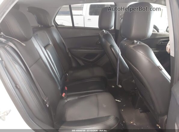KL7CJPSB2KB945201 2019 CHEVROLET TRAX White VIN კოდის სტიკერის ხედი