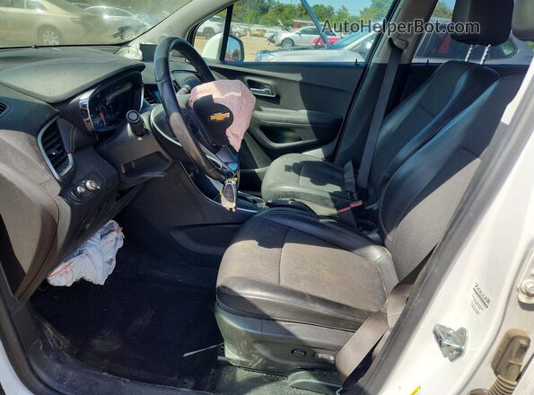 KL7CJPSB2LB064726 2020 CHEVROLET TRAX White Սալոնի դիմացի տեսք