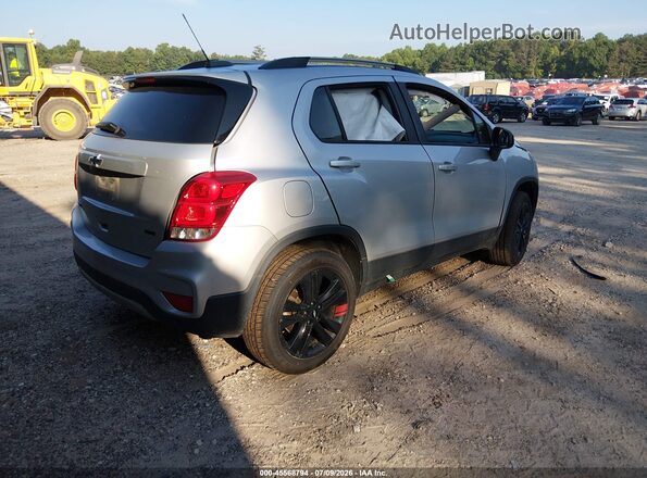 KL7CJPSB2MB345751 2021 CHEVROLET TRAX Silver Trasero derecho