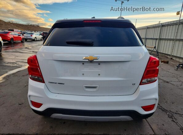 KL7CJPSB3KB808235 2019 CHEVROLET TRAX White Вид ззаду