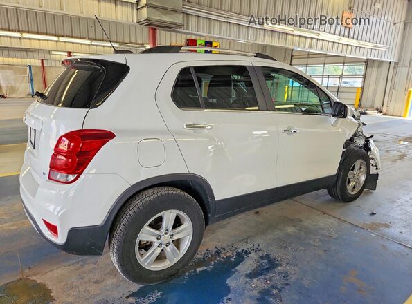 KL7CJPSB3KB898227 2019 CHEVROLET TRAX White Trasero derecho
