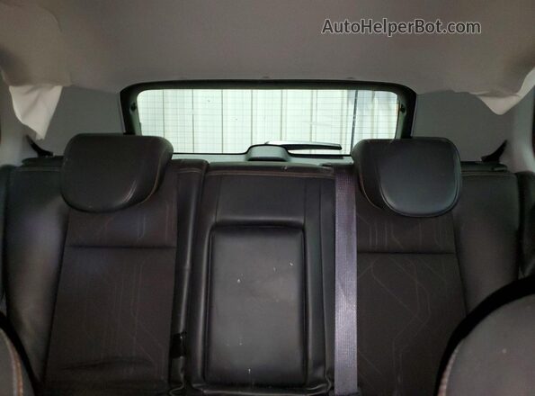 KL7CJPSB4HB157609 2017 CHEVROLET TRAX Silver Rear seats view