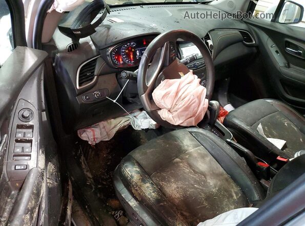 KL7CJPSB4HB157609 2017 CHEVROLET TRAX Silver Dashboard view
